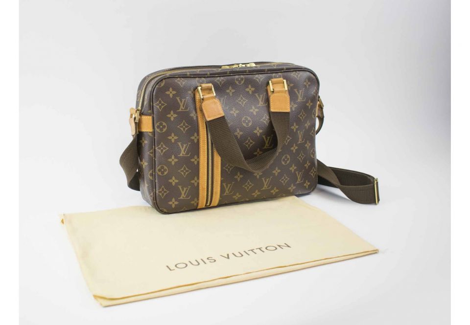 Louis Vuitton Monogram Canvas Sac Bosphore Messenger Bag - FINAL