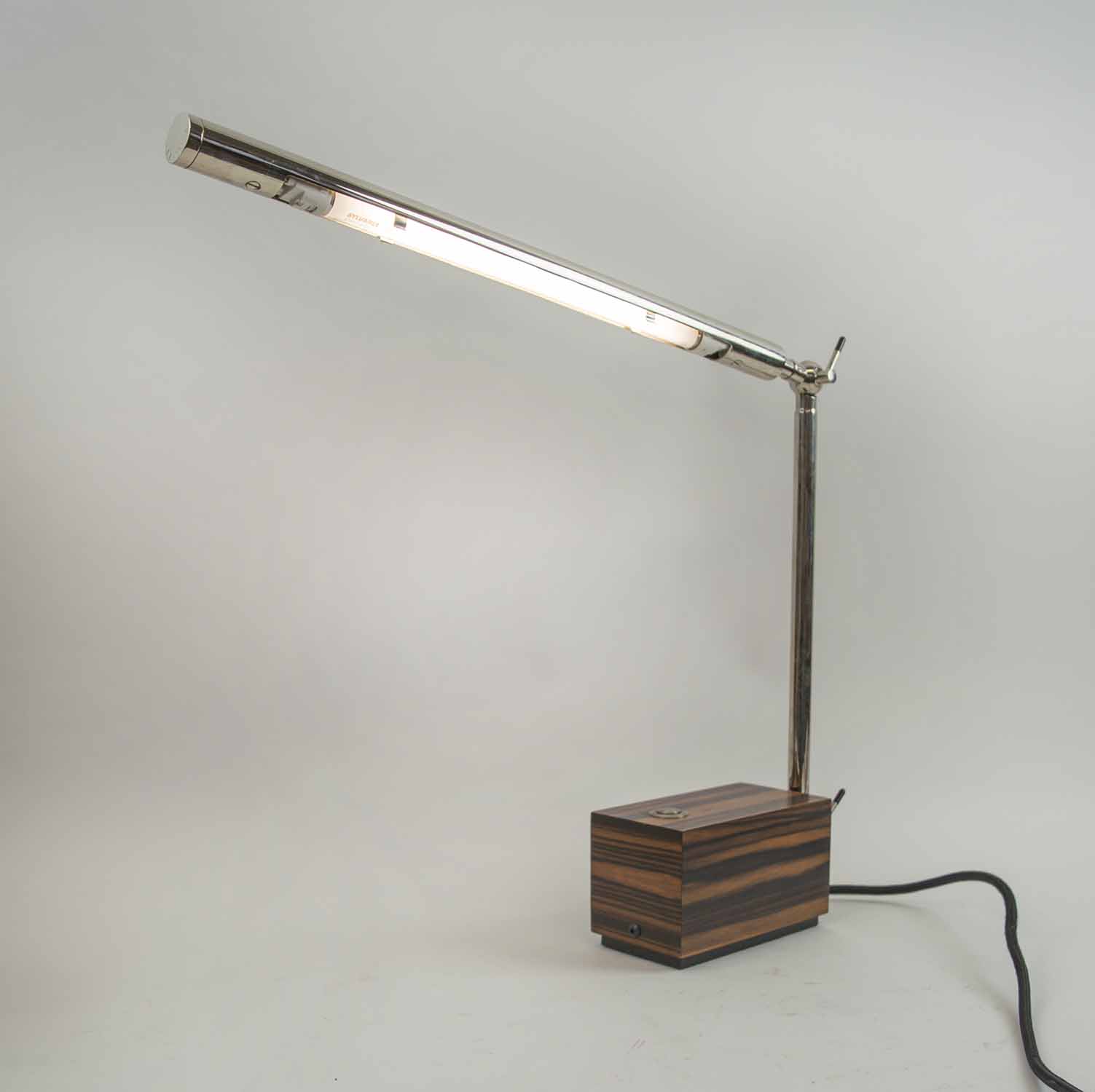 DAVID LINLEY DESK LAMP, adjustable action, 38cm H overall.