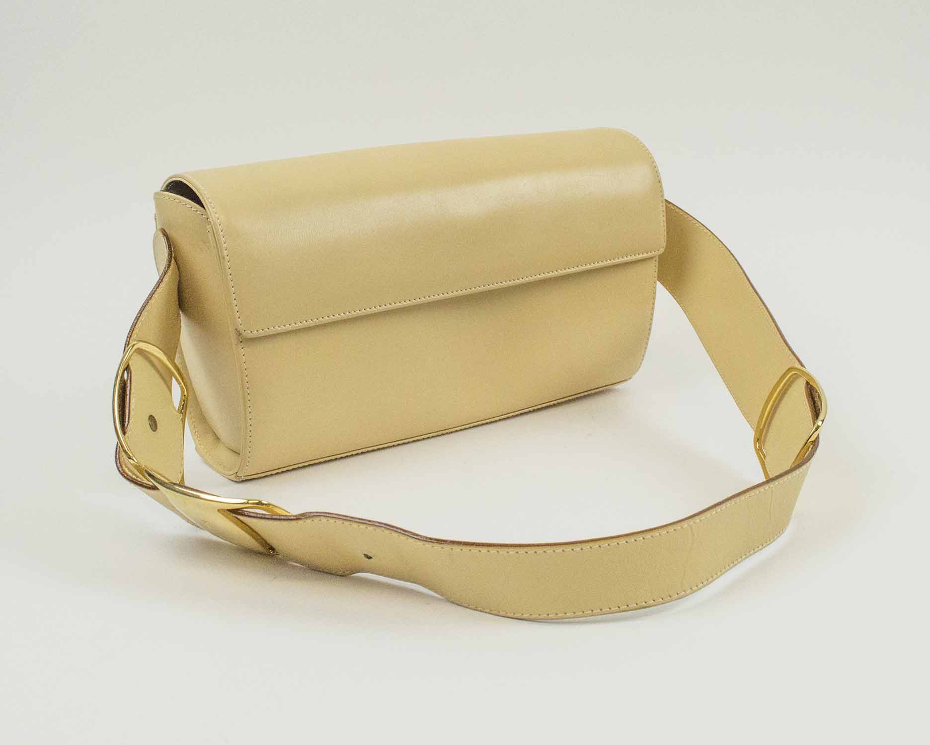 SALVATORE FERRAGAMO SHOULDER BAG, leather with gold tone hardware