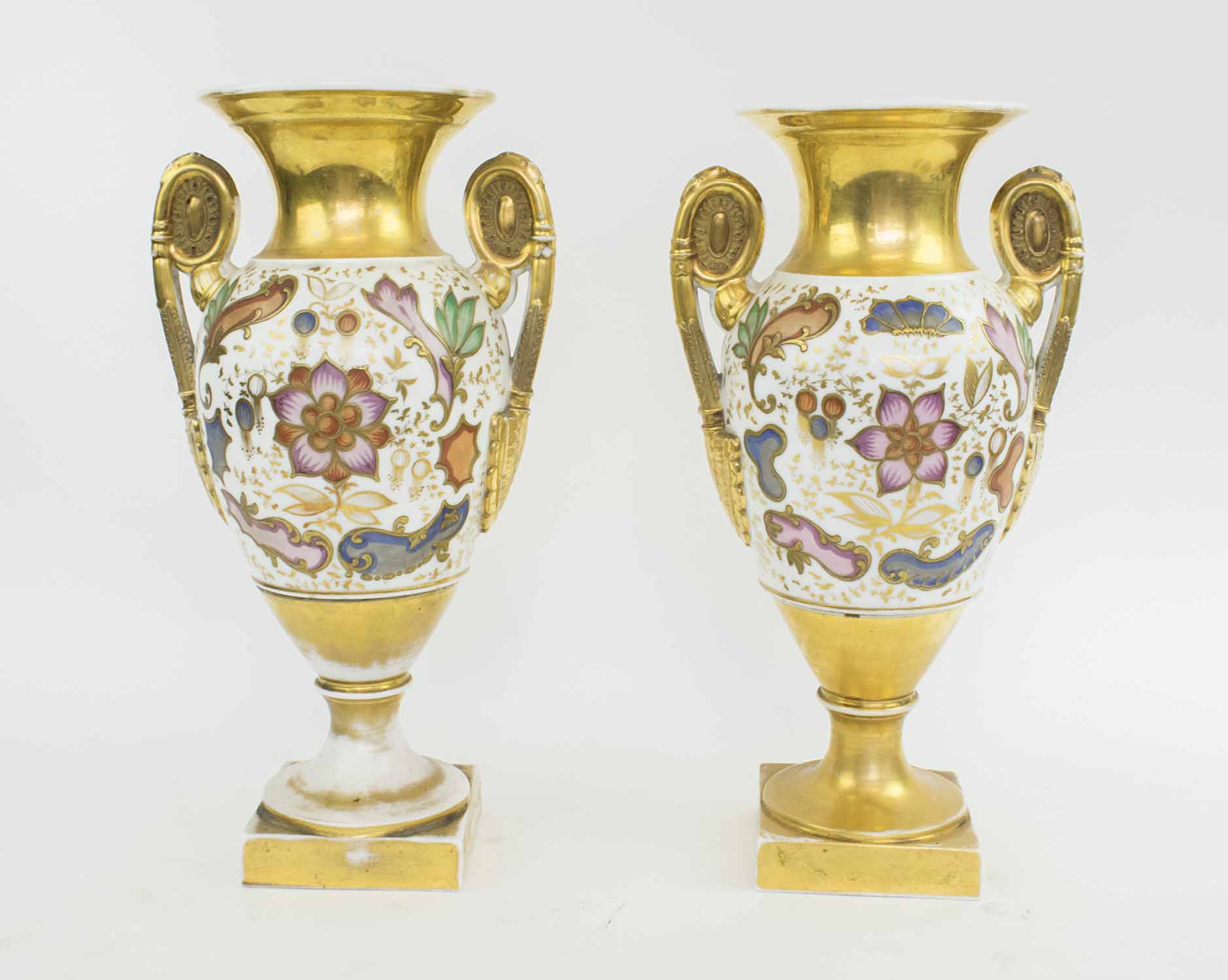 PARIS PORCELAIN, circa 1830, a pair of Empire Baluster vases, 32cm H ...