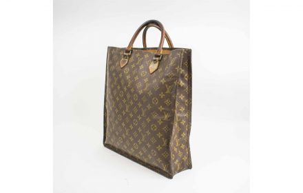Sold at Auction: Louis Vuitton Sac Plat Monogram Shoulder Tote Bag